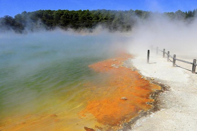 Rotorua Highlights Small Group Tour Including Wai-O-Tapu From Auckland - Sum Up