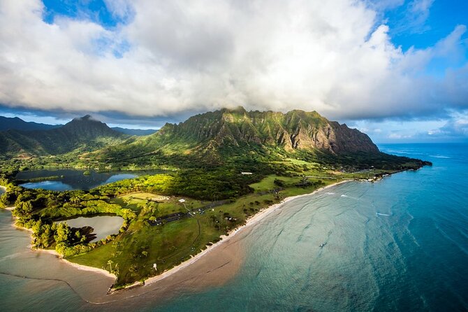 Royal Crown of Oahu - 15 Min Helicopter Tour - Doors Off or On - Pilot Expertise and Sightseeing Highlights