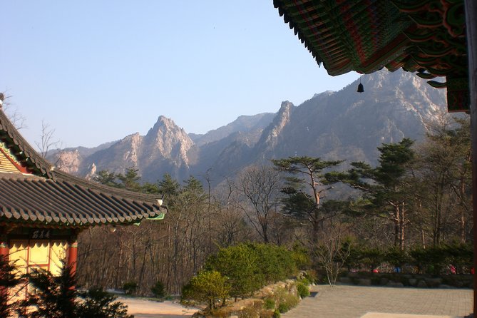 Seoraksan National Park, Temple, Fortress Day Tour From Seoul - Common questions