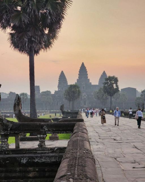 Siem Reap: Angkor 1-Day Group Tour With Spanish-Speaking Guide - Summary