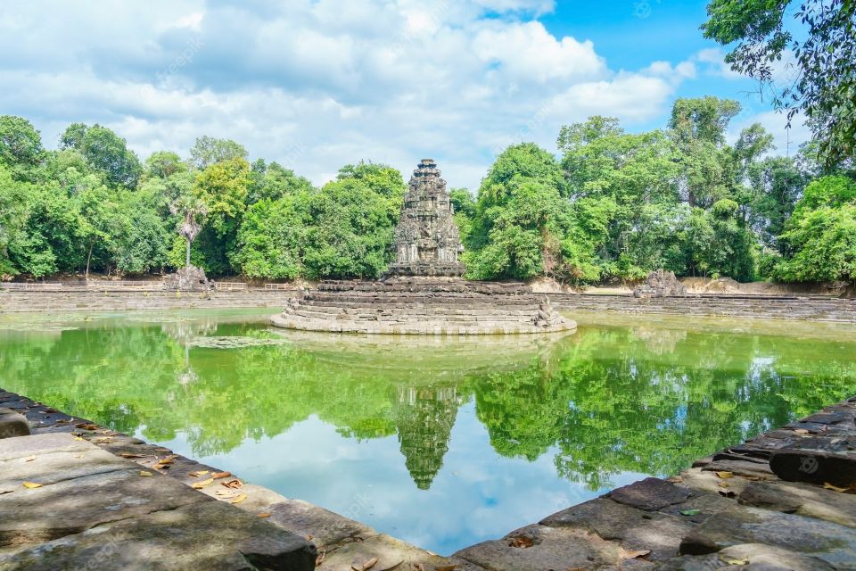 Siem Reap: Big Tour With Banteay Srei Temple by Tuktuk - Tuktuk Experience