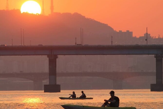 Stand Up Paddle Board (SUP) and Kayak Activities in Han River - Common questions