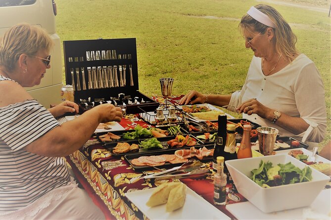 Stanthorpe Small - Group Food Comedy and Wine Tasting Tour - Traveler Reviews and Ratings
