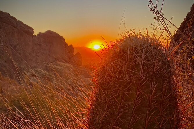 Stunning Sunrise or Sunset Guided Hiking Adventure in the Sonoran Desert - Sum Up