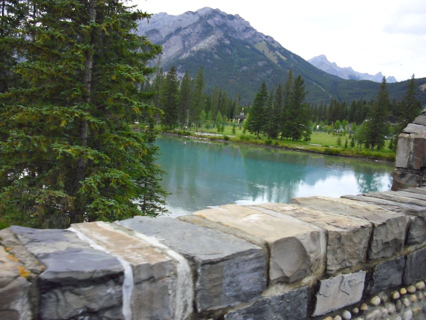 The Sights of Banff: a Smartphone Audio Walking Tour - GPS Navigation and Trivia Game