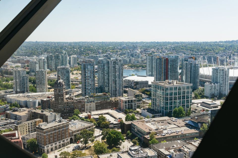 Vancouver: Entry Ticket for the Vancouver Lookout - Directions