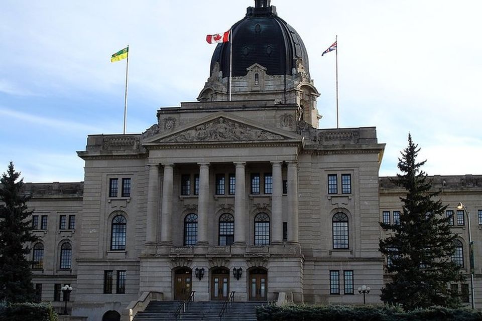 Wascana Lake: Smartphone Audio Guided Walking Tour - Common questions