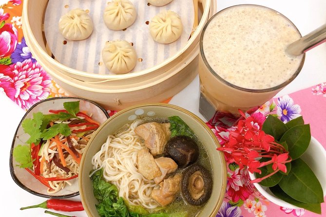 Xiao Long Bao, Chicken Vermicelli With Mushroom and Sesame Oil, Tofu Strips Salad, Bubble Milk Tea. - Sum Up