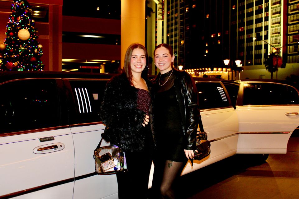 1.5 Hr Las Vegas Strip Limo Tour With Champagne and Photos - Sum Up