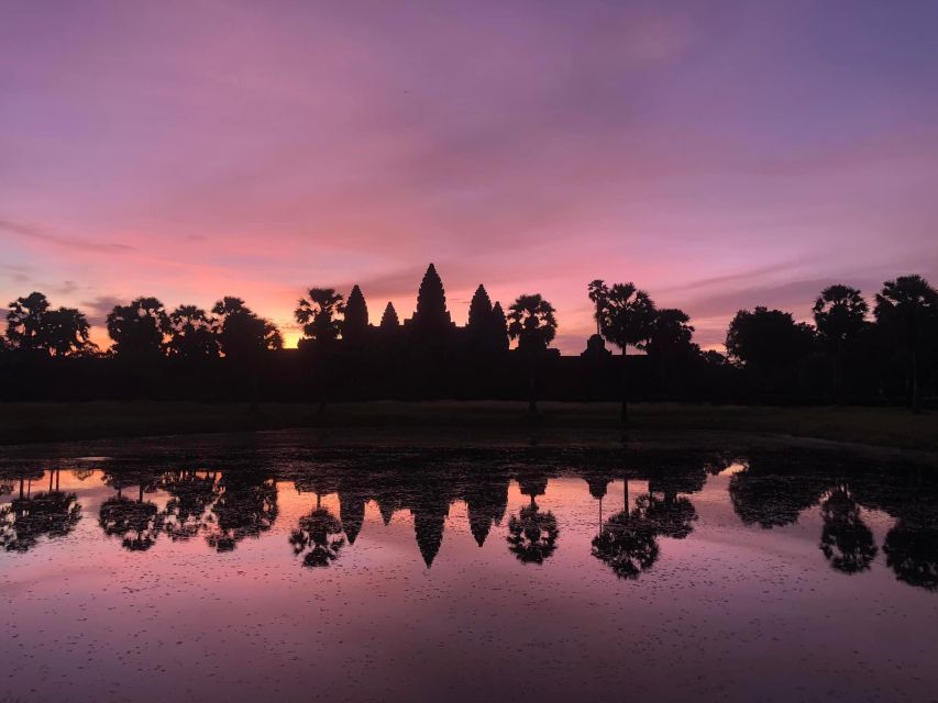 Angkor Wat: Highights With Sunrise 2 Days Small Group - Convenience and Inclusions