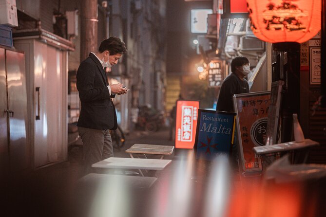 Explore Unique Tokyo Streets / Learn With a Pro Photographer - Mastering Composition in Urban Settings