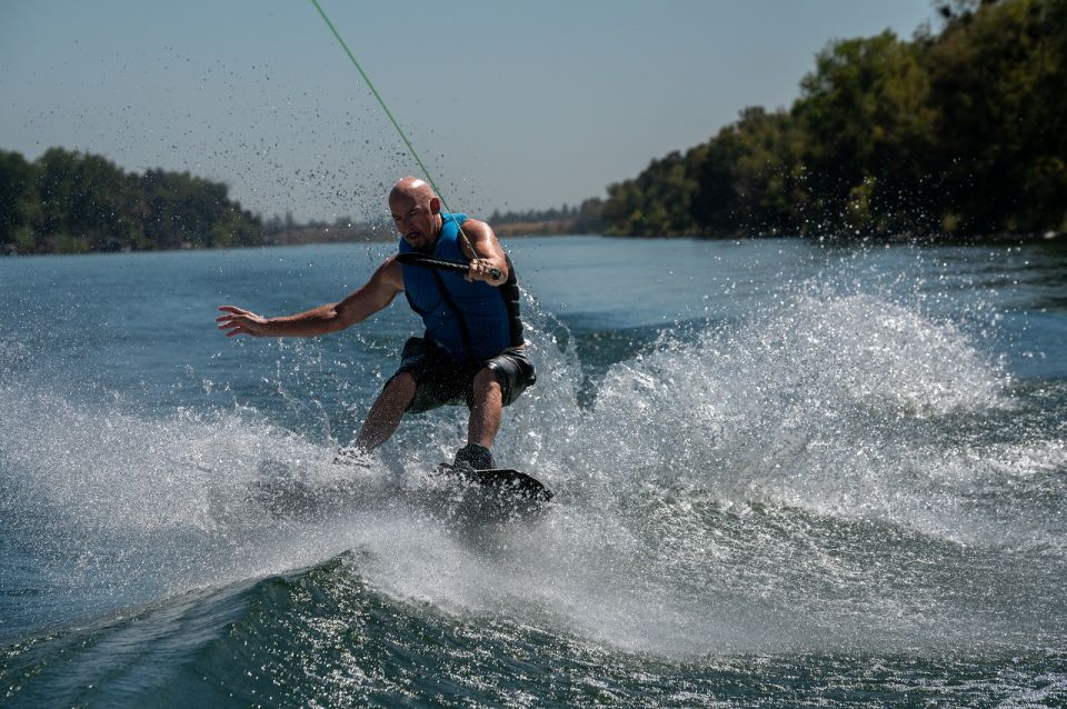 Half Day Boarding Experience Wakeboard,Wakesurf,or Kneeboard - Pricing and Reservation
