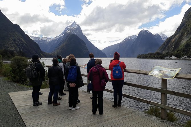 Milford Sound Overhead Flight With Landing From Queenstown - Sum Up