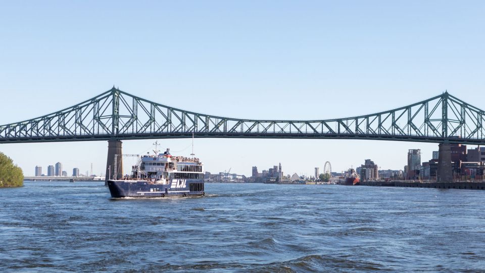 Montréal: 5-Course Dinner Cruise With Music & VIP Option - Common questions
