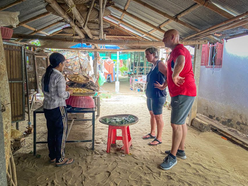 Phnom Penh: Bike & Boat Guided Tour Included Snacks & Beers - Sum Up