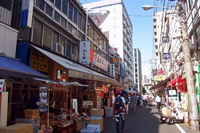 Private Asakusa Sightseeing and Tsukiji Food Tour - Tour Guide Details