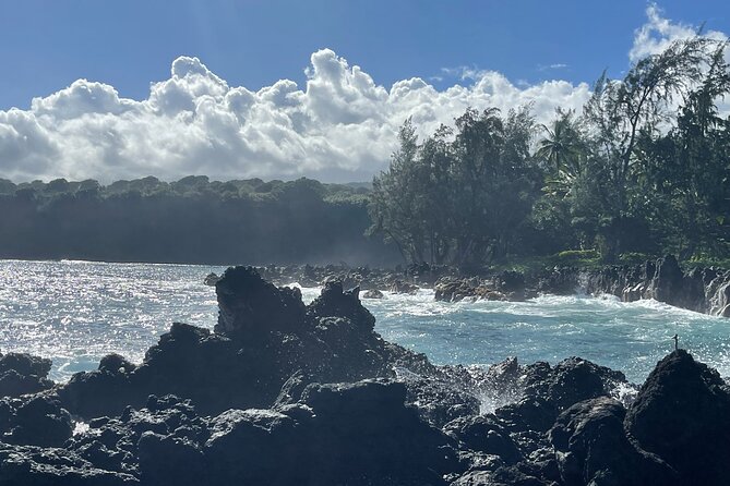 Road to Hana Tours to Black Sand Beach, Waterfalls, and More! - Sum Up
