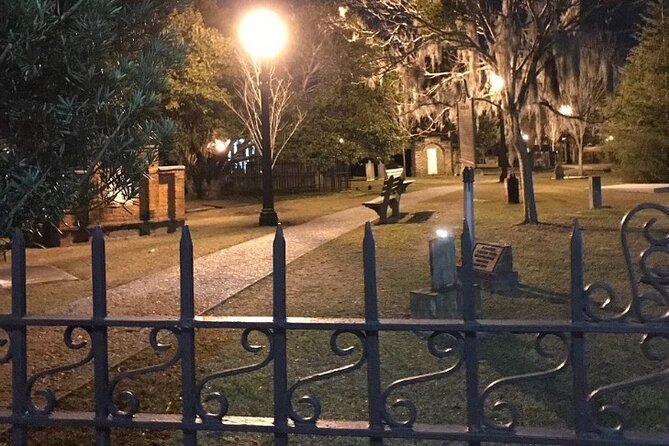 Savannah Ghostwalker Tour and Ghost Hunt - Personalized Small-Group Experience