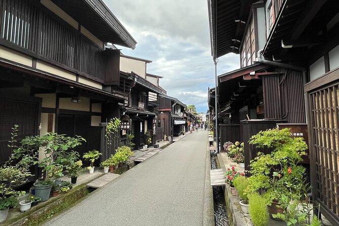 Shirakawa-Go and Hida-Takayama Private Day Trip From Nagoya - Booking Process