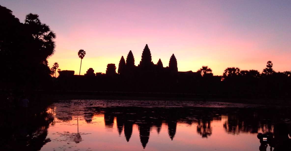 Sun Rise Small Group Day Tour to Temples of Angkor - Key Points