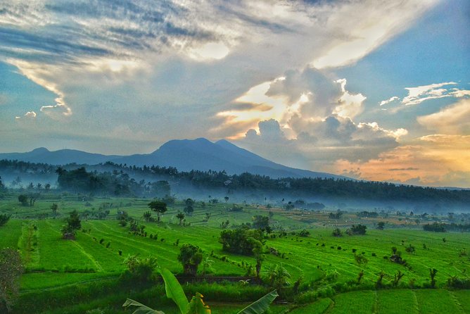 The Gates of Heaven Lempuyang Tours All Inclusive - Common questions