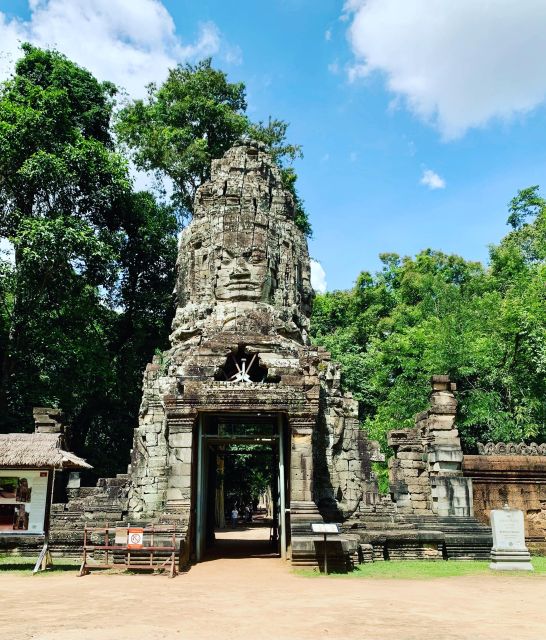 Angkor Wat With Small Tour Circle - Sum Up
