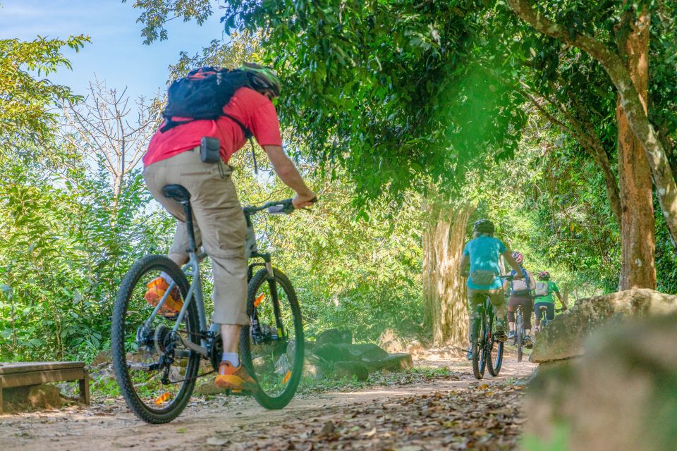 Cycle the Angkor Backroads Inclusive Lunch at Local House - Common questions