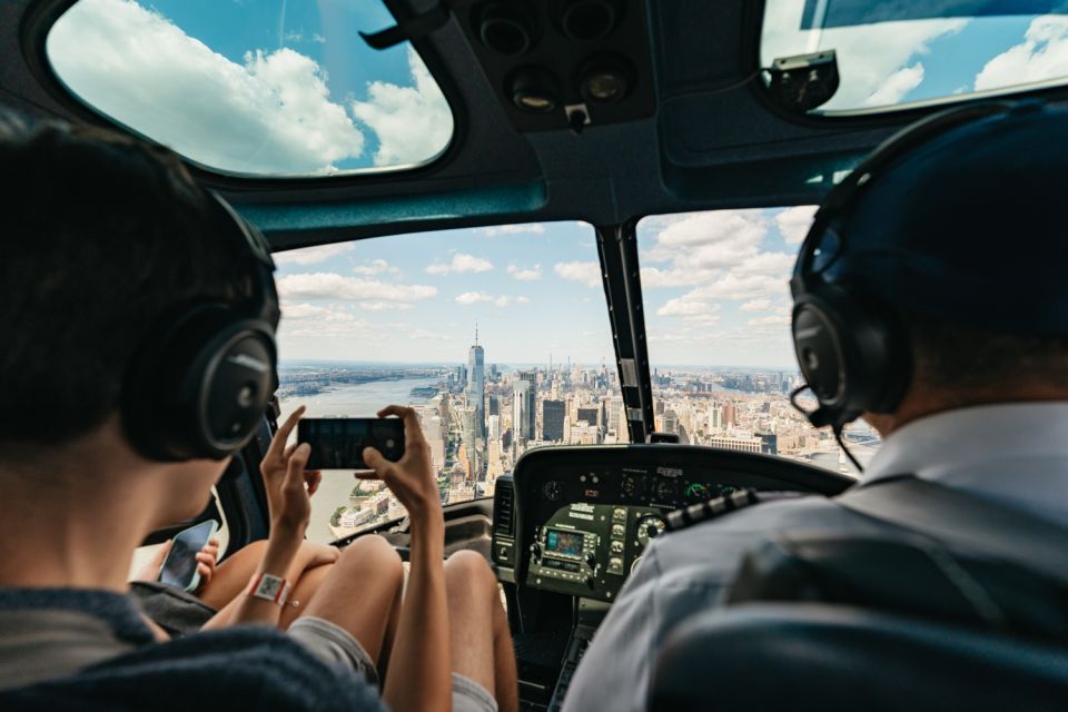 From Westchester: Private NYC Helicopter Tour for 2-6 People - Common questions