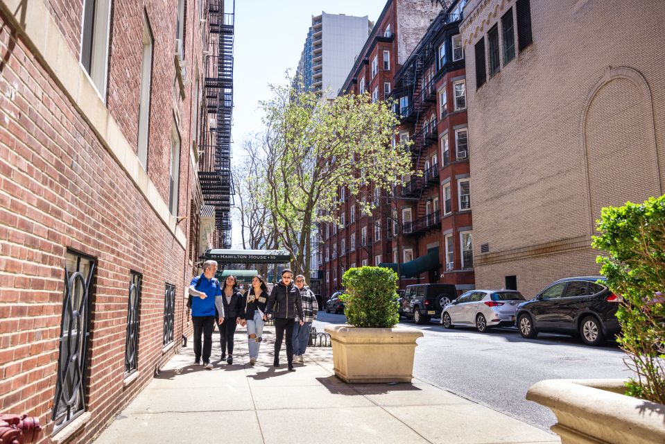 NYC: Brooklyn Heights and DUMBO Neighborhood Food Tour - Key Points