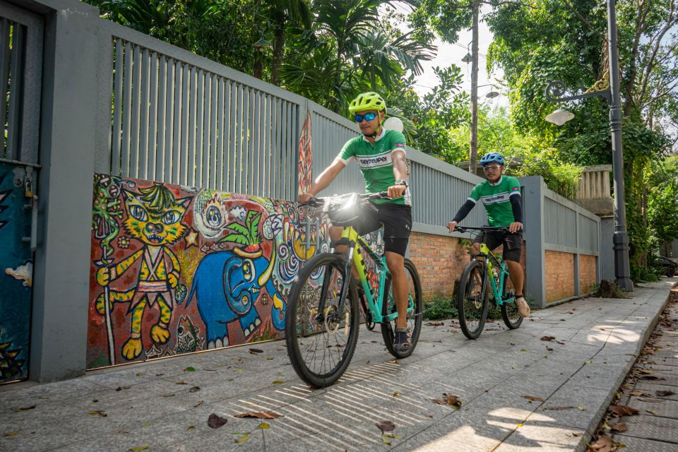 Siem Reap: Morning City Bike Tour With Local Expert - Common questions