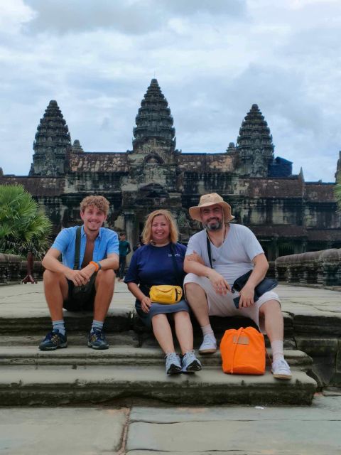 Siem Reap: Private Guided Day Trip to Angkor Wat With Sunset - Common questions