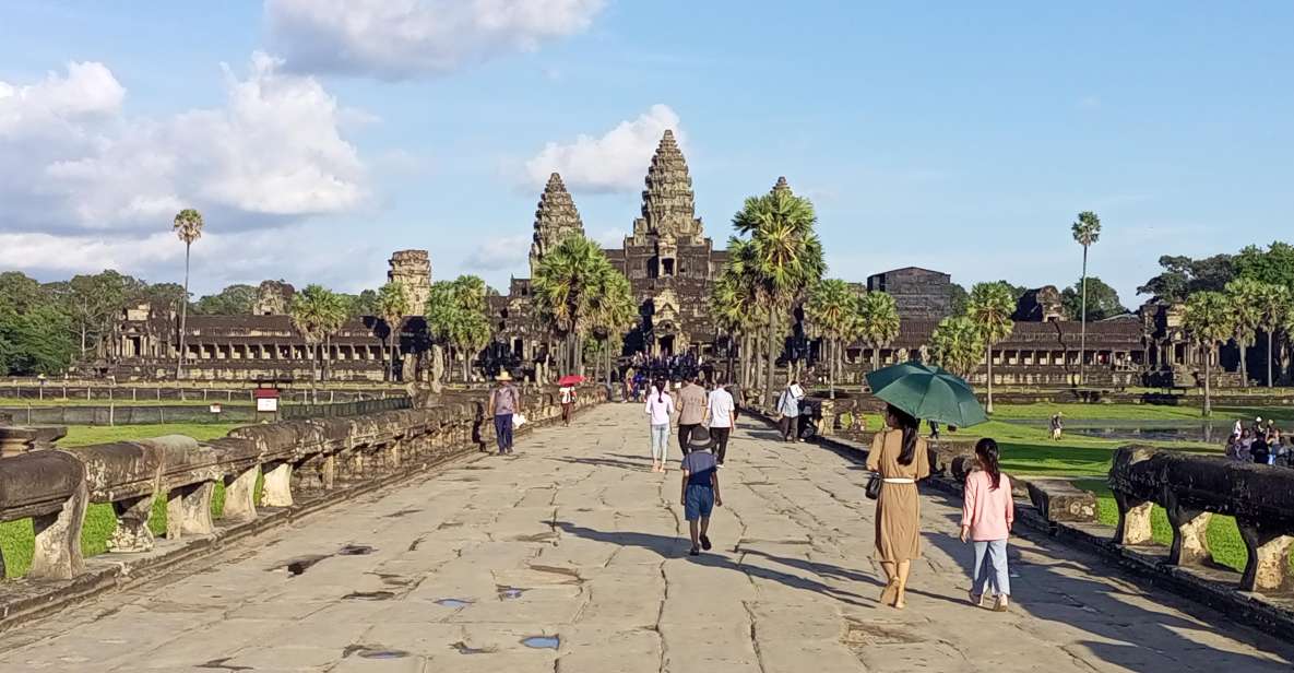 Angkor Adventure Small Group Private Tour - Key Points