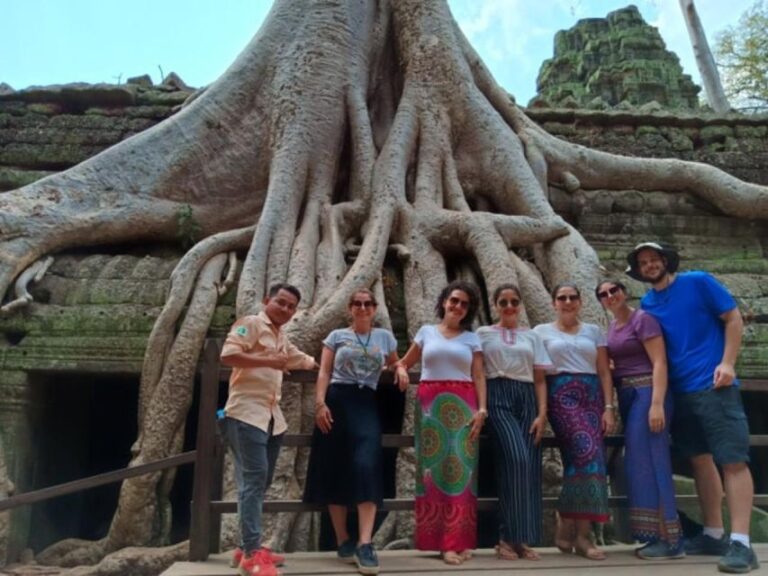 Angkor Shared Tour 1 Day: Discover the Temples With Sunrise