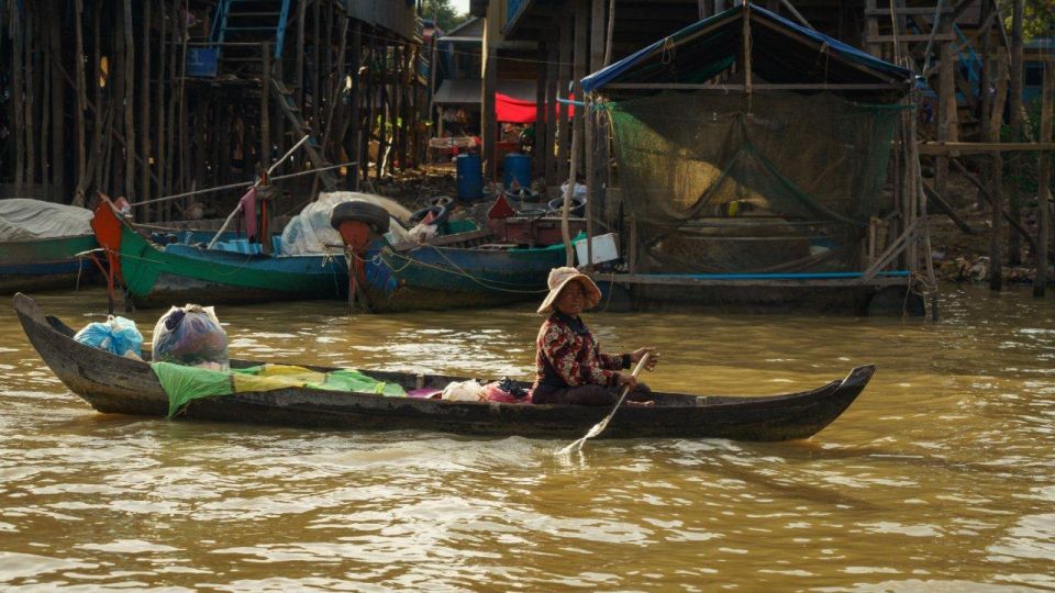 Angkor Wat: 2-Day Sunrise and Floating Village Tour - Key Points