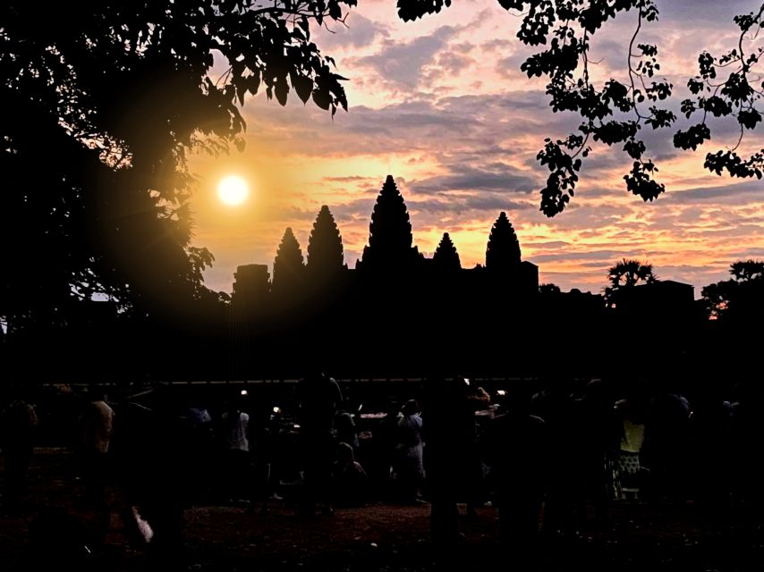 Angkor Wat Sunrise With Small Group - Key Points