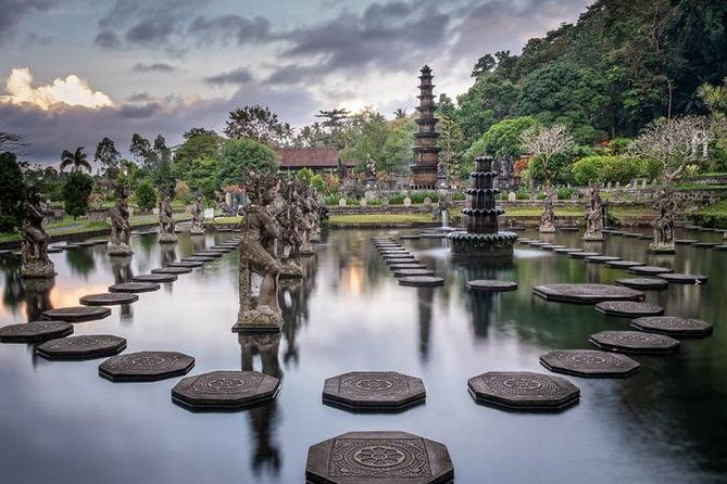 Bali Instagram Tour: The Most Scenic Spots - Captivating Views of Tirta Gangga Palace