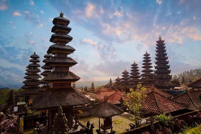 Besakih Temple and Tukad Cepung Private Guided Trip With Lunch  - Ubud - Key Points
