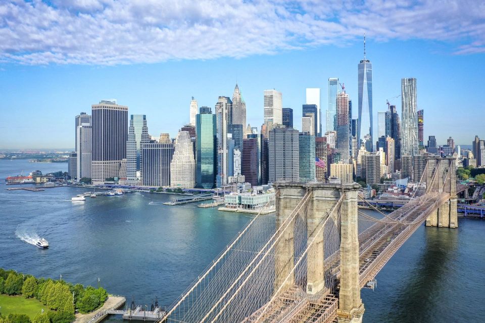 Bike Tour of Central Manhattan, Top Attractions and Nature - Key Points