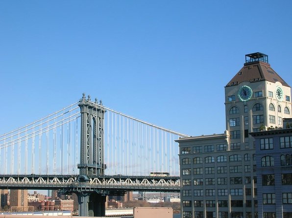Brooklyn Heights, DUMBO and Brooklyn Bridge Guided Tour in French - Key Points