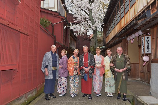 Buy Kimono: Choose From Your Favorite Kimono and Obi! - Key Points