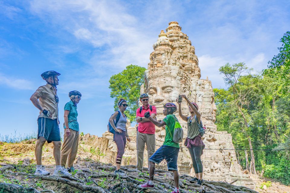 Cycle the Angkor Backroads Inclusive Lunch at Local House - Key Points