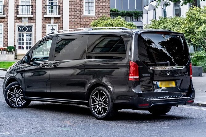 Departure Private Transfer Auckland City to Auckland Airport AKL by Luxury Van - Key Points