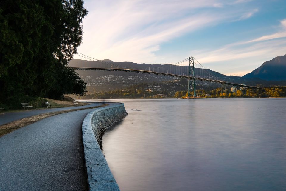 Discover Stanley Park With a Smartphone Audio Walking Tour - Key Points