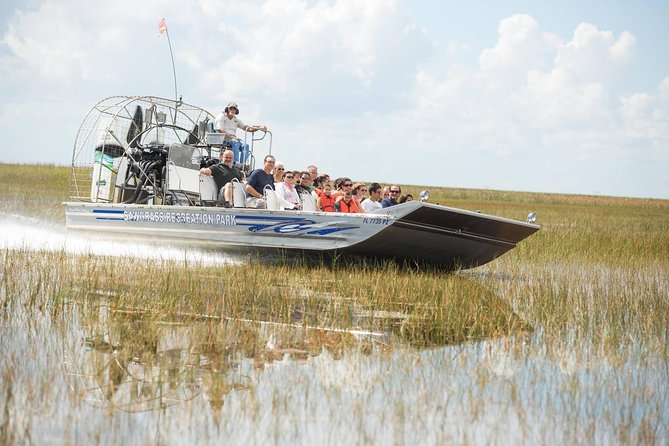Florida Everglades Airboat Adventure and Wildlife Encounter - Experience the Thrill of Airboat Adventure