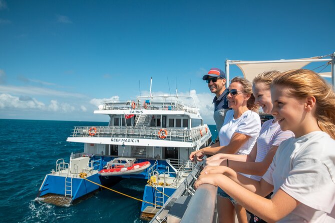 Fly to Moore Reef & Cruise Return - Key Points