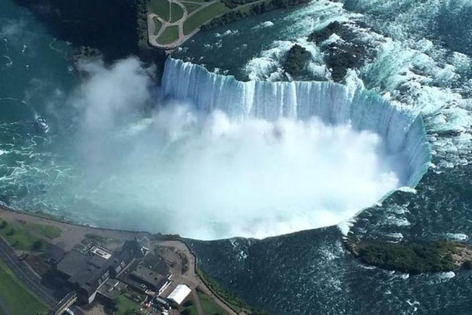 From Mississauga:Niagara Falls Day Tours With Boat and Lunch - Key Points