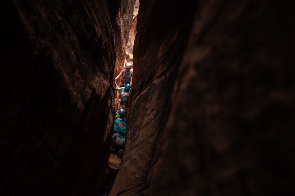 From Utah: 5-hour Canyoneering Experience Small Group Tour - Key Points