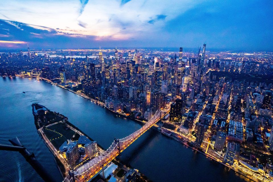 From Westchester: NYC Private Helicopter Tour for Couples - Key Points