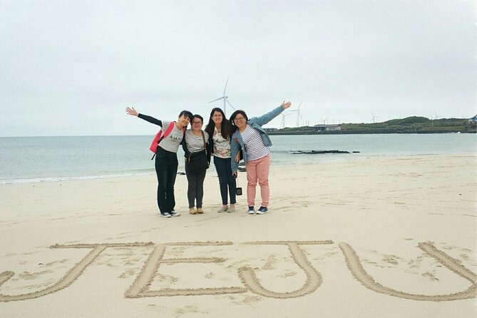 Full Day Tour in Jeju Island - West of Jeju (Included Admission) - Key Points