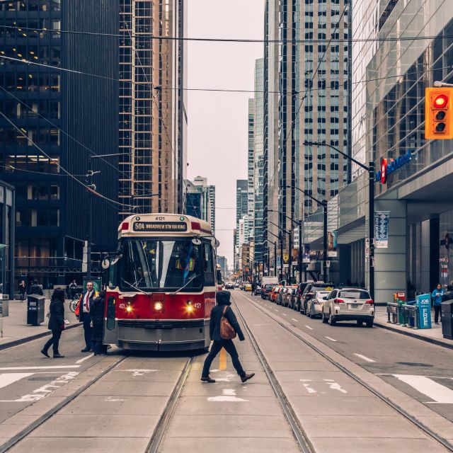 Gray Line Toronto: Scenic 2-Hour City Tour by Bus - Key Points